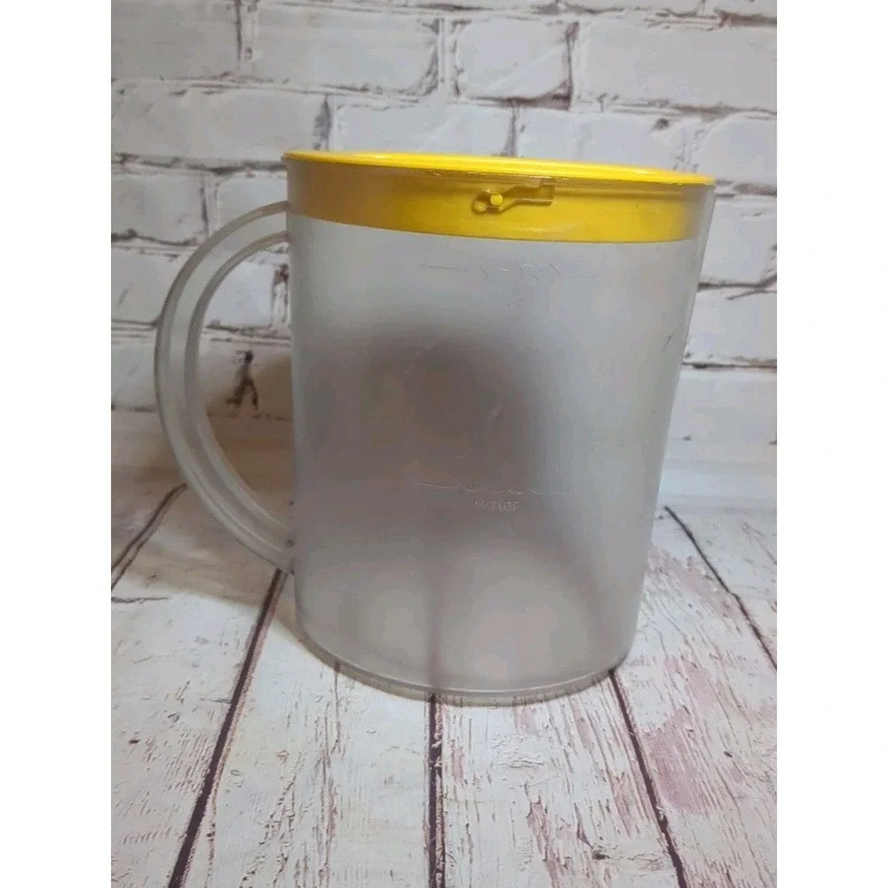 West Bend 3 Quart Iced Tea Maker Replacement Pitcher & Locking Lid 68003 Yellow‎